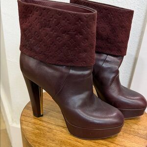 Louis Vuitton Burgundy Monogram Suede and Leather Platform Ankle Length Boots
